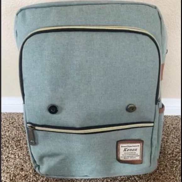 Backpack - Picture 4 of 4